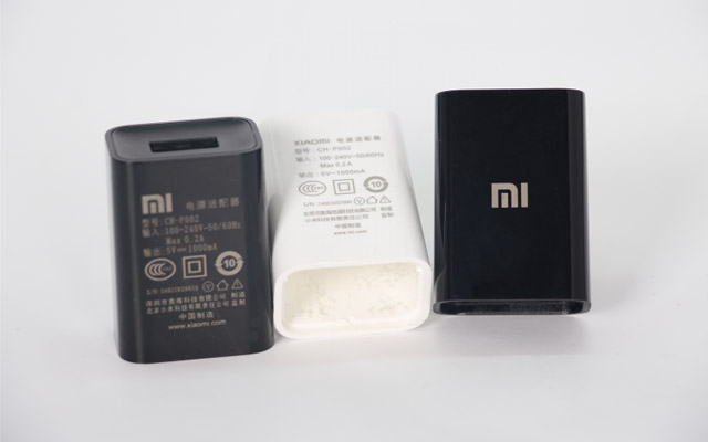 小米充電器面殼激光打標(biāo)